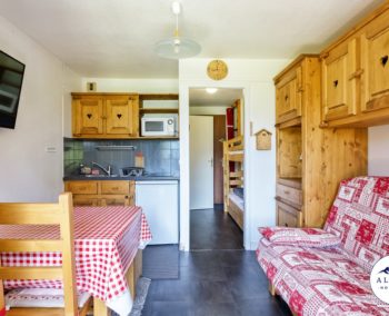 appartement-etoile-des-neiges-location-vacances-manigod-02