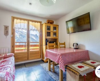 conciergerie-studio-etoile-des-neiges-manigod-01